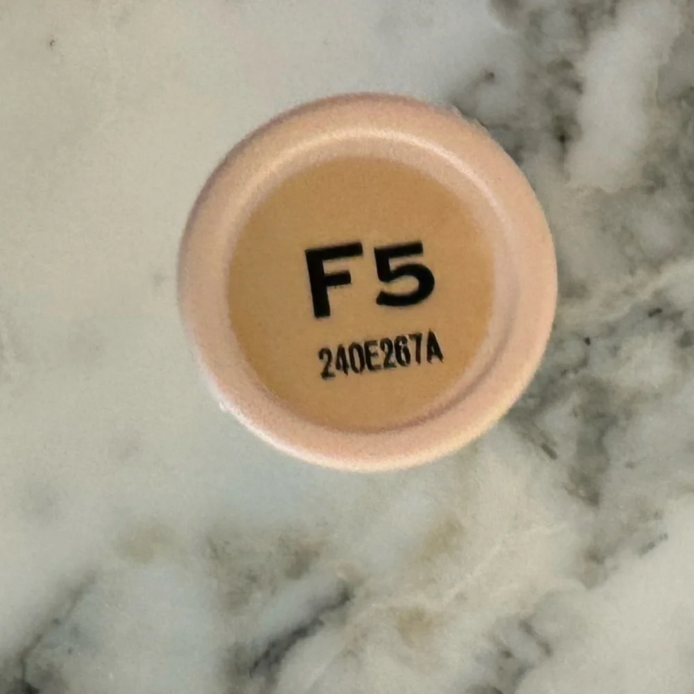 1 Piece - REVOLUTION Fast Base Stick Foundation Shade F5 New Sealed